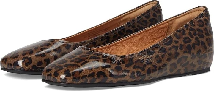 Taupe Leopard Patent