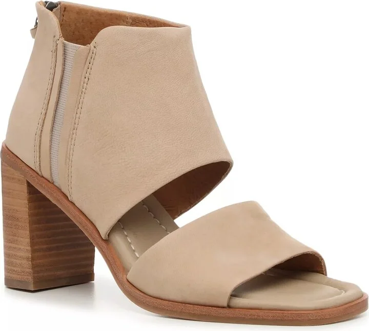 Tan Nubuck