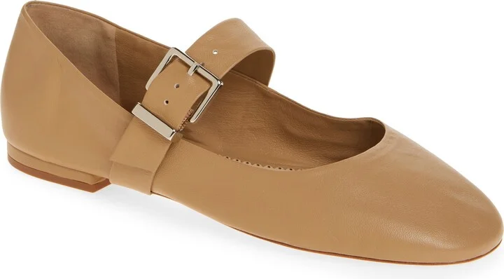 Sofia Mary Jane Flat