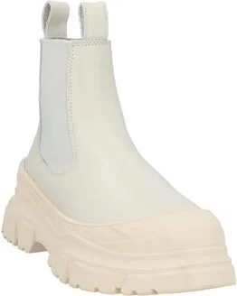 Sofie D'hoore Woman Ankle boots - Image 2