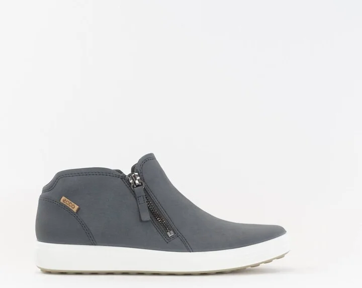 Soft 7 Side Zip Bootie In Dark Shadow