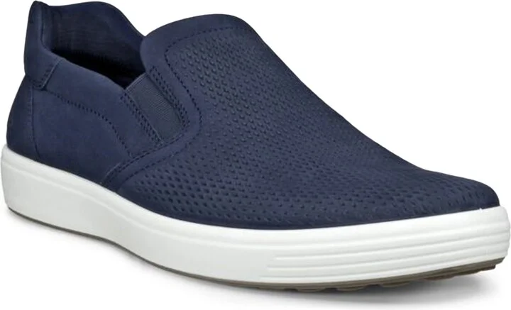 Soft 7 Slip-On Sneaker