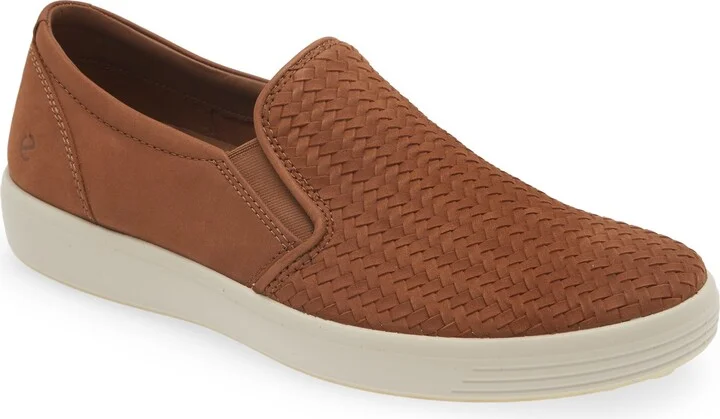 Soft 7 Slip-On Sneaker
