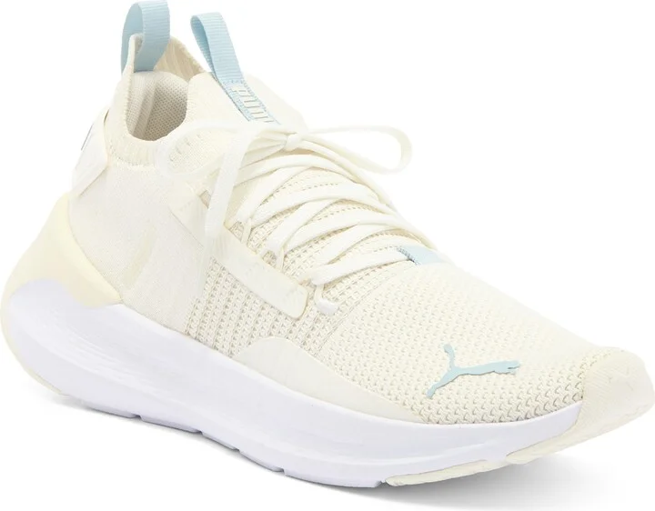 Softride Symmetry Fuzion Sneaker