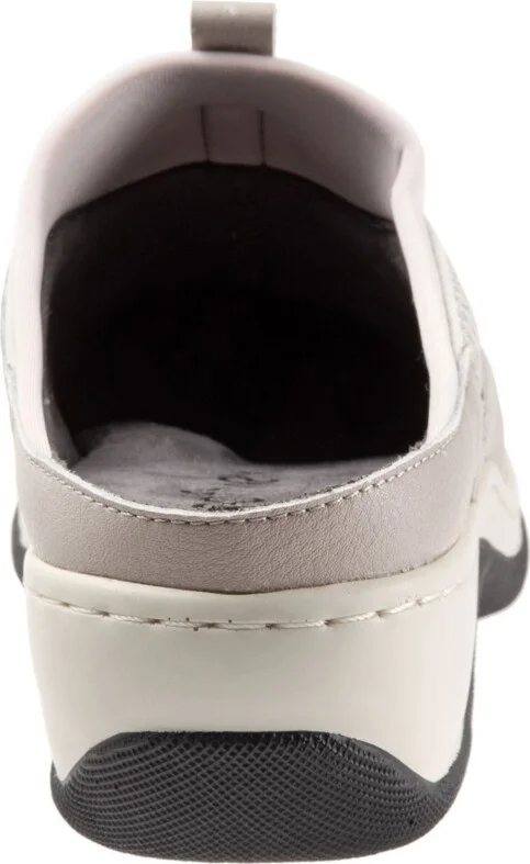 Softwalk Aberdeen Sneaker - Image 3