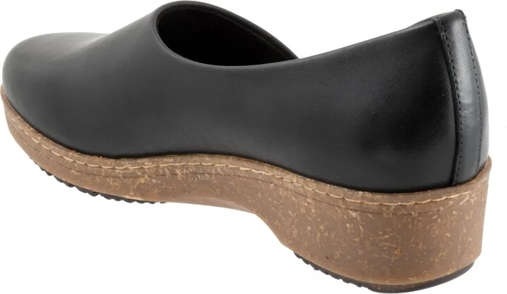 Softwalk Addie Clog - Image 9