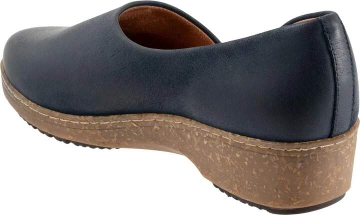 Softwalk Addie Clog - Image 10