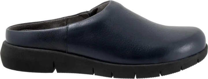 Softwalk Andria Clog - Image 8