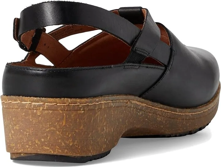 SoftWalk Arica Women's Slippers Black : 5 M (B), Leather/Rubber - Image 4