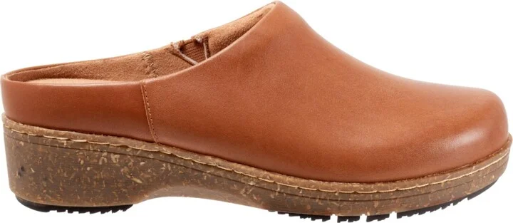 Softwalk Arvada Clog - Image 2