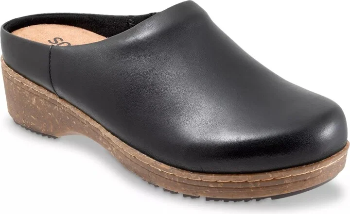 Softwalk Arvada Clog