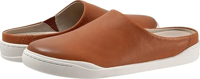 SoftWalk Auburn Women's Shoes Saddle : 7.5 N (AA), Leather