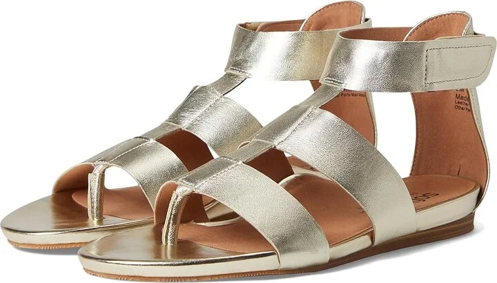 SoftWalk Cabo Women's Sandals Champagne : 8 N (A), Leather