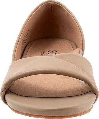 SoftWalk Cypress Women's Sandals Beige : 7 N (AA), Leather - Image 5