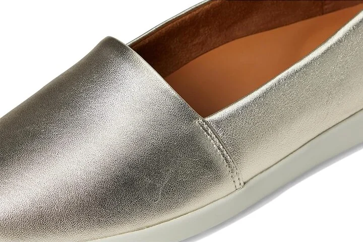 SoftWalk Deva Women's Flat Shoes Champagne : 10.5 M (B), Leather - Image 7