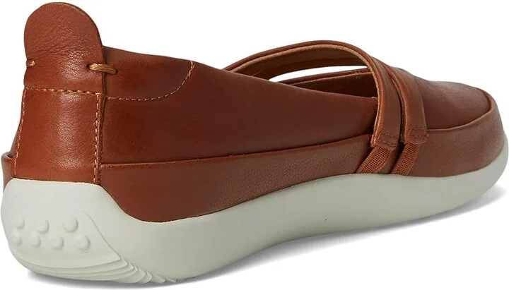 SoftWalk Devon Women's Flat Shoes Luggage : 10.5 W (E), Leather - Image 4