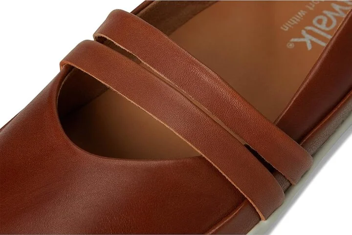 SoftWalk Devon Women's Flat Shoes Luggage : 10.5 W (E), Leather - Image 7