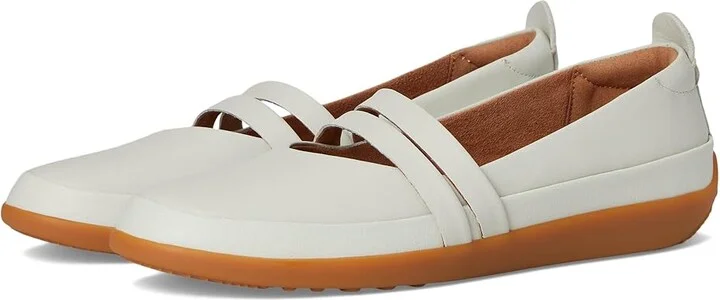SoftWalk Devon Women's Flat Shoes Off-White : 11 M (B), Leather
