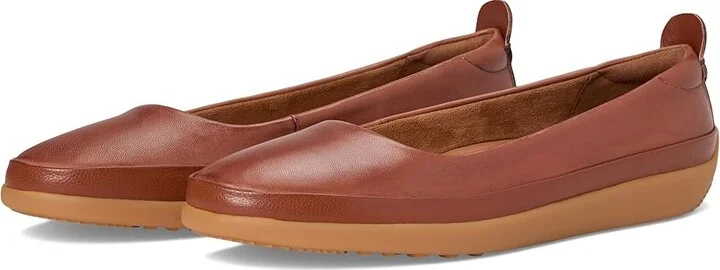 SoftWalk Disa Women's Flat Shoes Luggage : 8 N (A), Leather