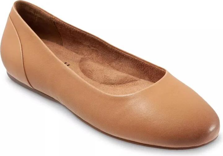 Tan