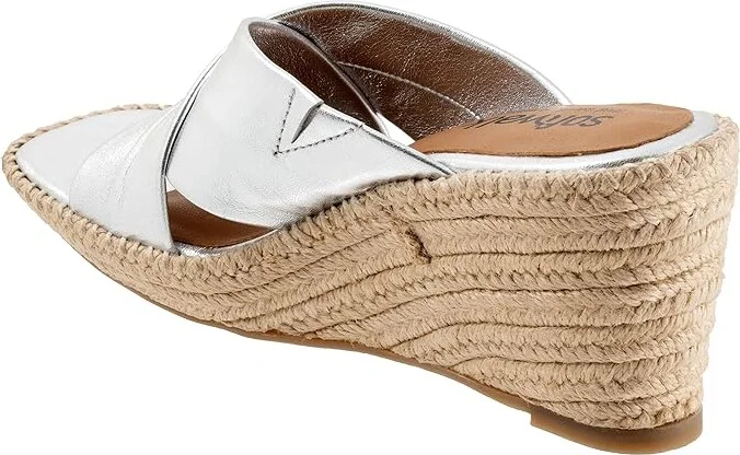SoftWalk Hastings Women's Sandals Silver : 7.5 M (B), Leather - Image 4