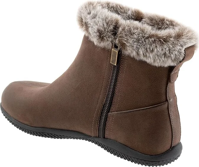 SoftWalk Helena Women's Boots Dark Brown Nubuck : 6.5 WW (EE), Rubber/Leather - Image 4