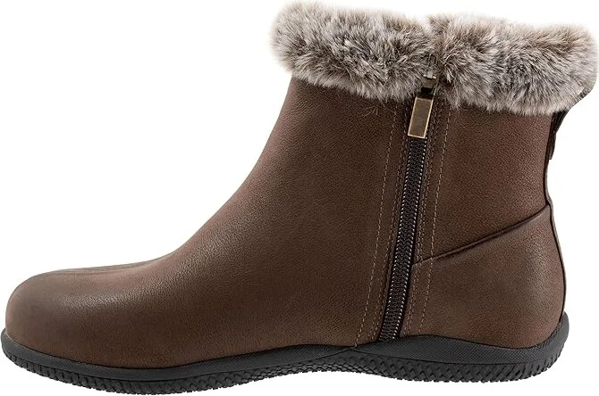 SoftWalk Helena Women's Boots Dark Brown Nubuck : 6.5 WW (EE), Rubber/Leather - Image 6