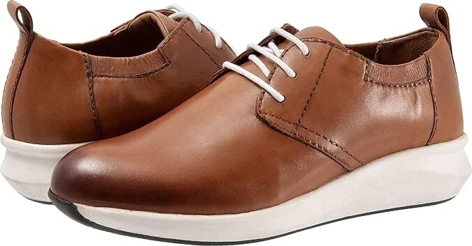SoftWalk Inez Women's Shoes Cognac : 10.5 M (B), Leather