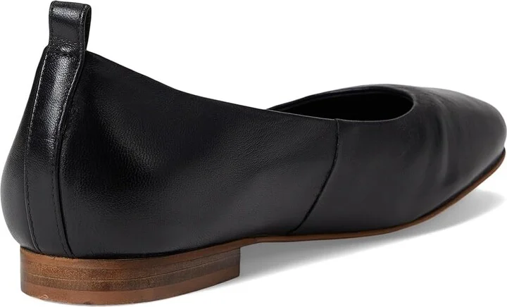 SoftWalk Kiris Women's Flat Shoes Black : 7 W (E), Leather - Image 4