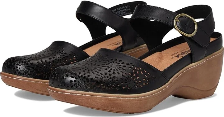 SoftWalk Mabelle Perf Women's Slippers Black : 8 W (E), Leather