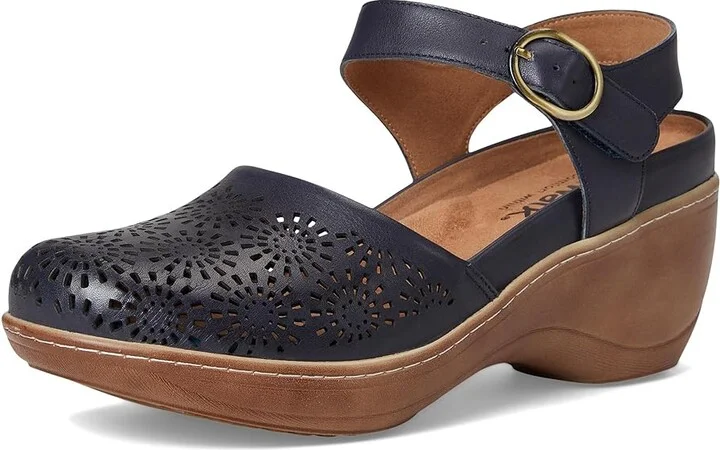 SoftWalk Mabelle Perf Women's Slippers Navy : 9 W (E), Leather - Image 5
