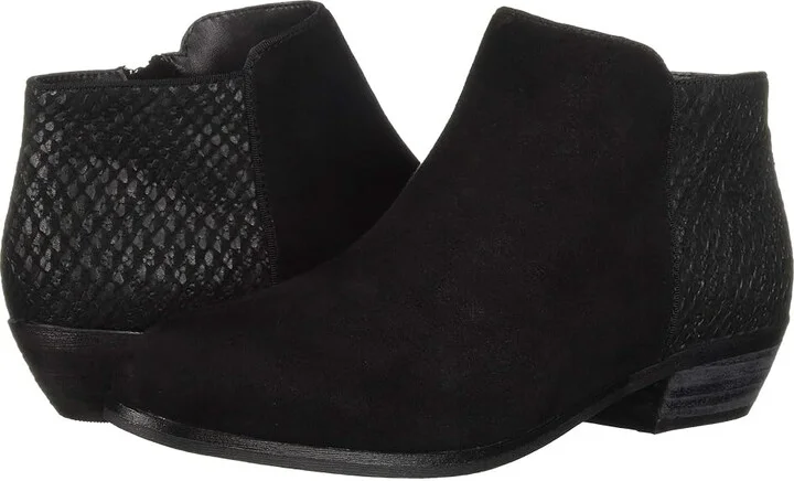 SoftWalk Rocklin Women's Shoes Black : 5.5 M (B), Leather