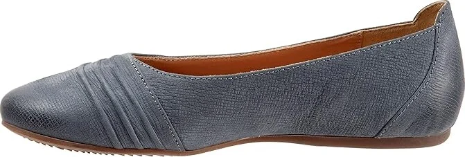 SoftWalk Safi Women's Shoes Denim Nubuck : 7 M (B), Leather - Image 6