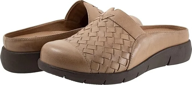 SoftWalk San Marcos II Women's Flat Shoes Cement : 5 M (B), Leather