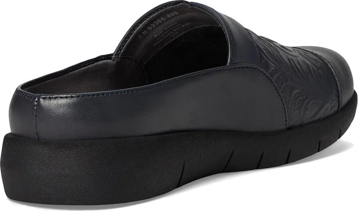 SoftWalk San Marcos Tooling Women's Shoes Navy : 6 W (D), Leather/Microfiber/Rubber - Image 4