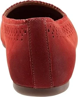SoftWalk Selma Women's Shoes Red Nubuck : 6.5 M (B), Leather - Image 4