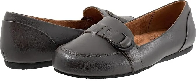 SoftWalk Serra Women's Flat Shoes Grey : 6 M (B), Synthetic/Textile