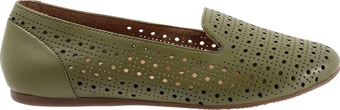 SoftWalk Shelby Perf Women's Flat Shoes Dark Olive : 7 W (D), Leather - Image 7