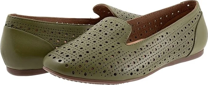 SoftWalk Shelby Perf Women's Flat Shoes Dark Olive : 7 W (D), Leather