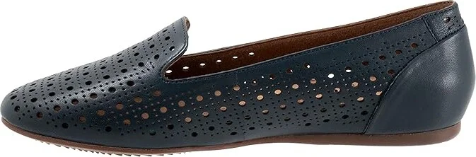 SoftWalk Shelby Perf Women's Flat Shoes Navy : 11 M (B), Leather - Image 6