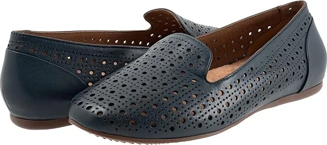 SoftWalk Shelby Perf Women's Flat Shoes Navy : 11 M (B), Leather