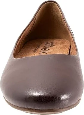SoftWalk Shiraz Women's Shoes Dark Brown : 9 N (AA), Leather/Nappa - Image 5