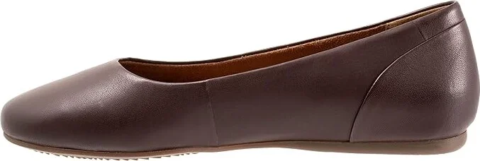 SoftWalk Shiraz Women's Shoes Dark Brown : 9 N (AA), Leather/Nappa - Image 6