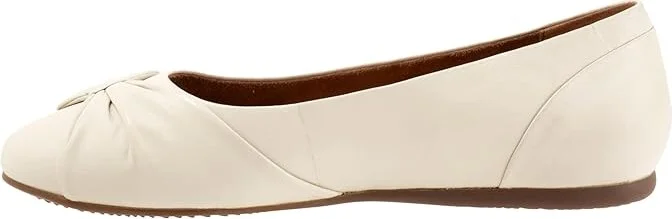 SoftWalk Sofia Women's Flat Shoes Ivory : 11 N (AA), Leather - Image 4