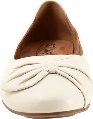 SoftWalk Sofia Women's Flat Shoes Ivory : 11 N (AA), Leather - Image 5