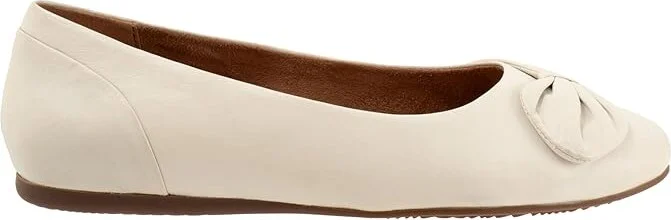 SoftWalk Sofia Women's Flat Shoes Ivory : 11 N (AA), Leather - Image 6