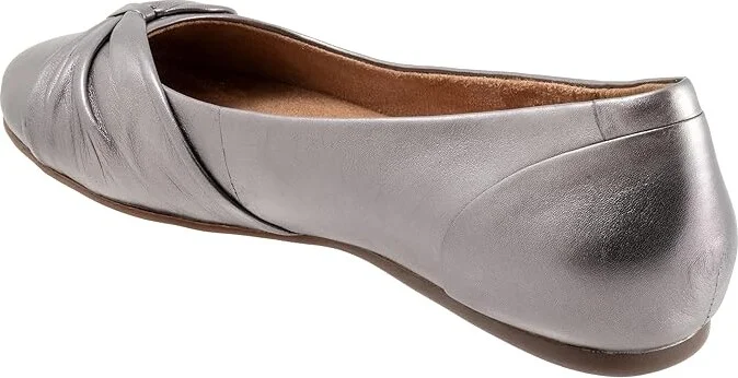 SoftWalk Sofia Women's Flat Shoes Pewter : 9 M (B), Leather - Image 4