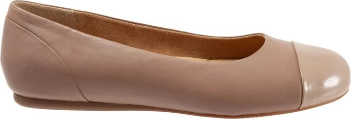 Softwalk Sonoma Cap Toe Flat - Image 8