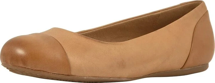 SoftWalk Sonoma Cap Toe Women's Flat Shoes Tan/Luggage : 7.5 N (AA), Leather - Image 2