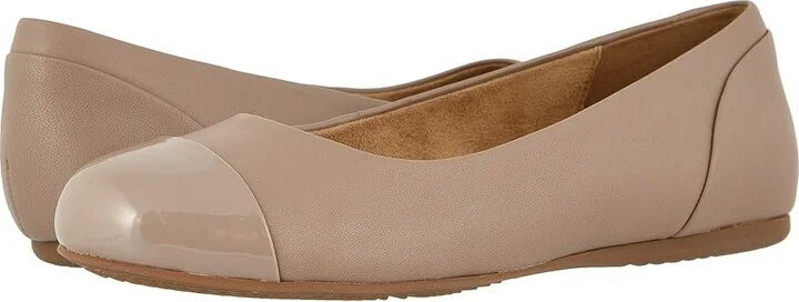 SoftWalk Sonoma Cap Toe Women's Flat Shoes Taupe : 7 N (AA), Leather